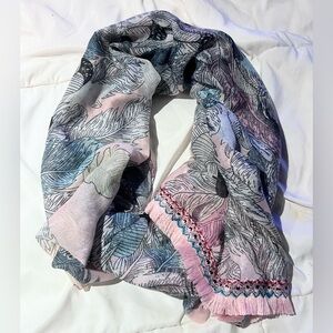 2 Chic Leaf Patterned Scarf - Pink and Blue